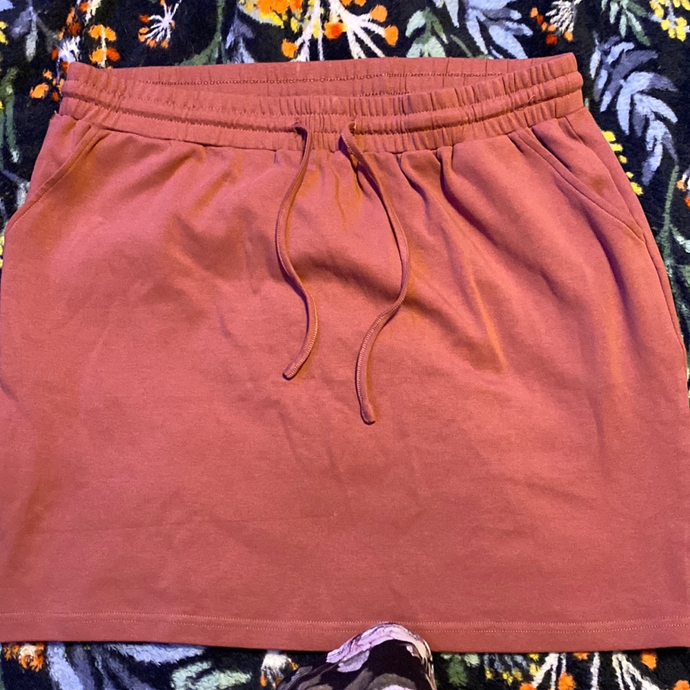 KITTENISH CORAL MINI SKIRT